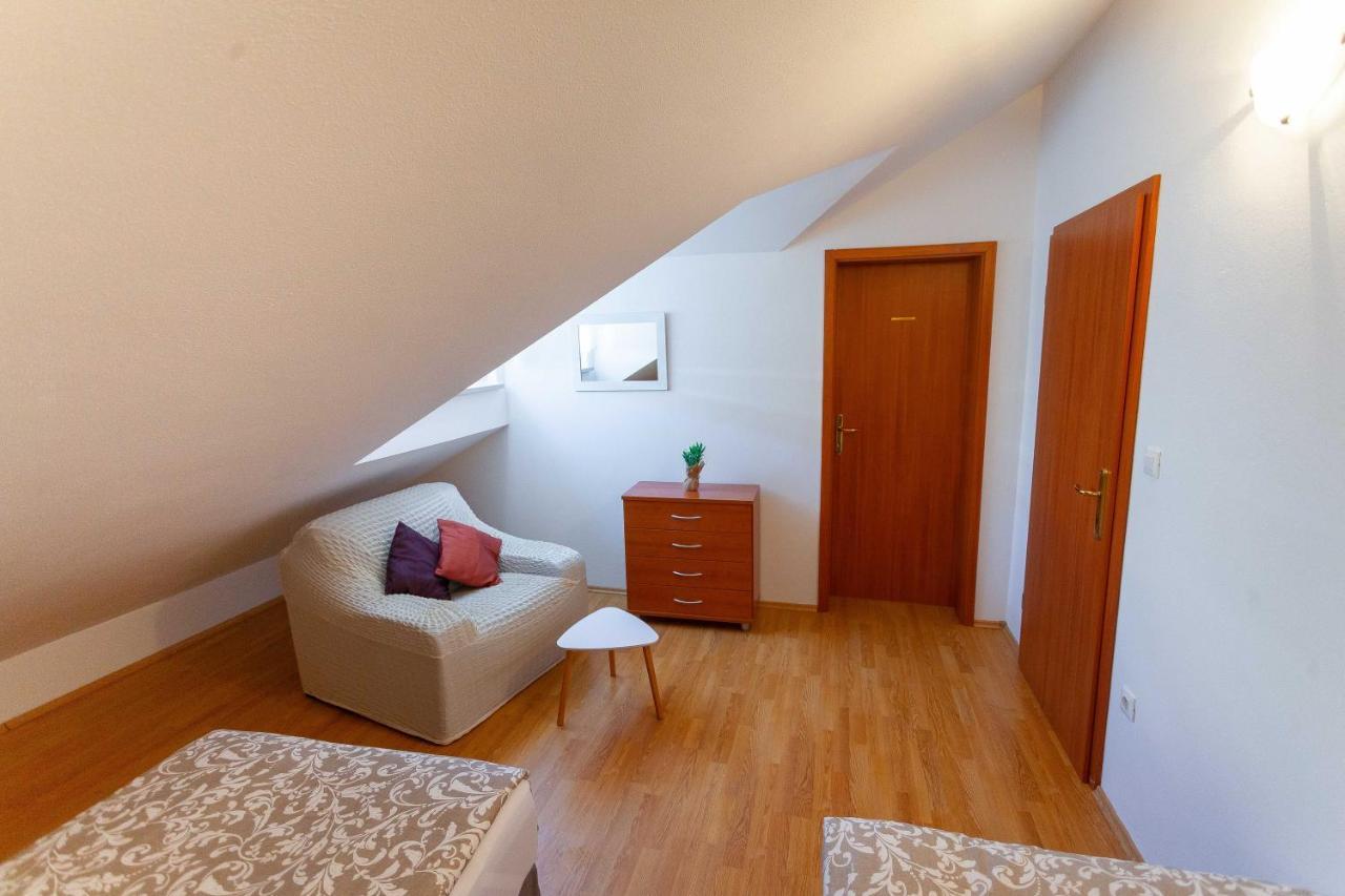 Apartment Jerry With Private Pool Milna  Dış mekan fotoğraf