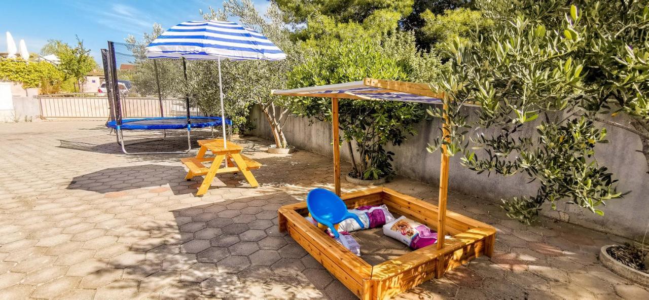 Apartment Jerry With Private Pool Milna  Dış mekan fotoğraf