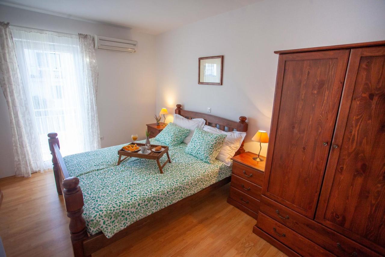 Apartment Jerry With Private Pool Milna  Dış mekan fotoğraf
